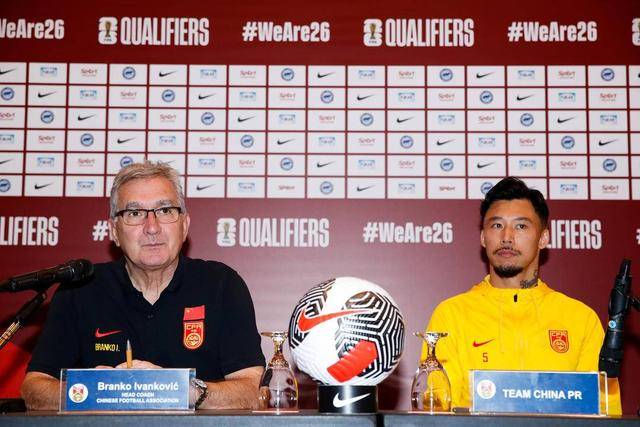 希勒评英超第17轮最佳阵：萨拉赫领衔利物浦4将