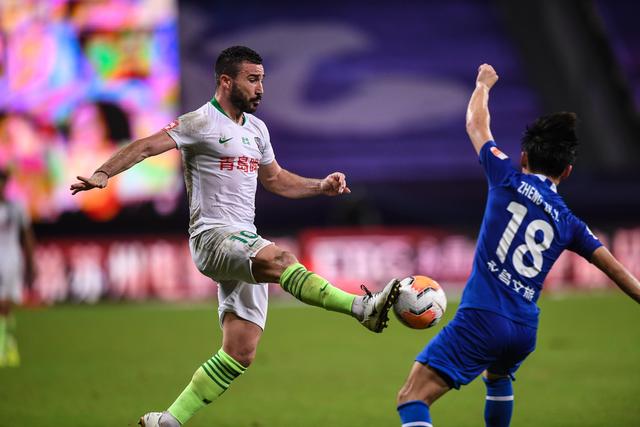 恩比德复出76人负尼克斯 利拉德缺阵雄鹿屠龙