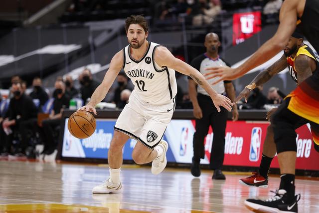 29记三分平历史纪录！绿军揭幕战大胜尼克斯